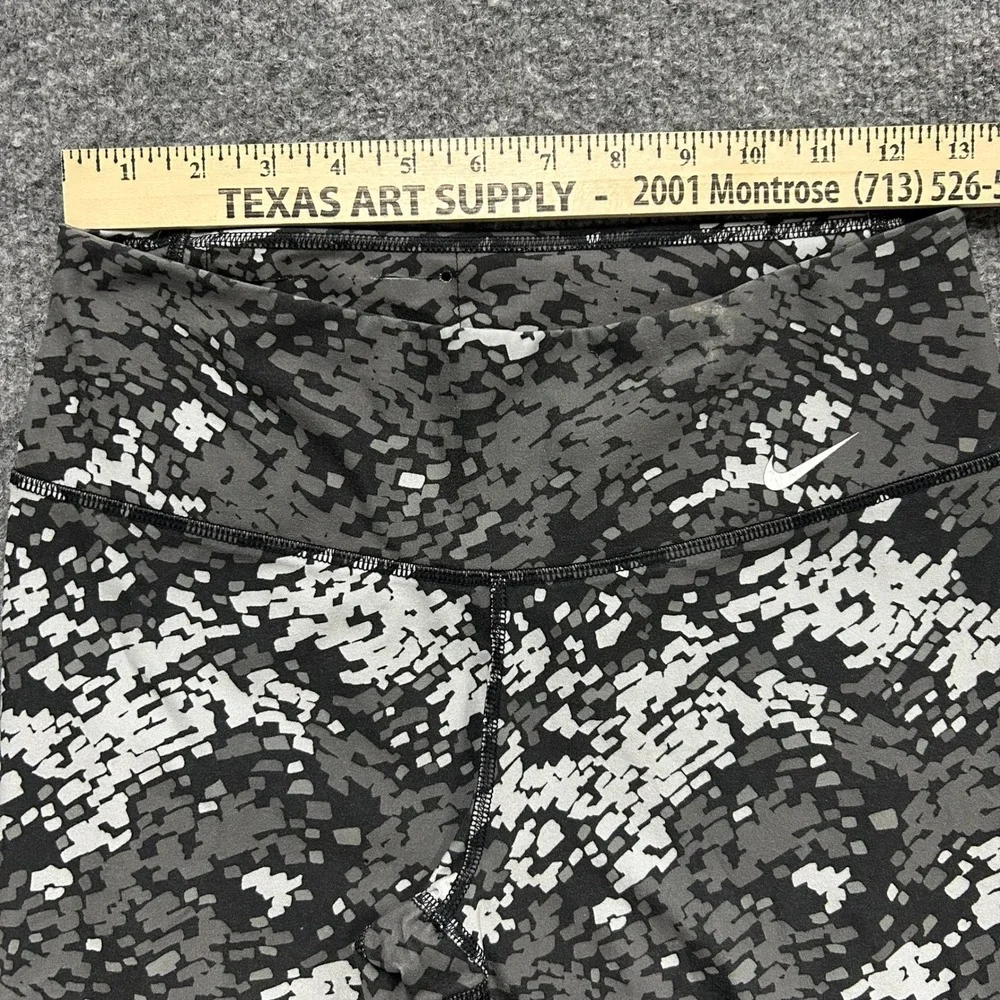 Nike Leggings Womens Size S Gray Black Digital Camo Dri-Fit Legend Tight
